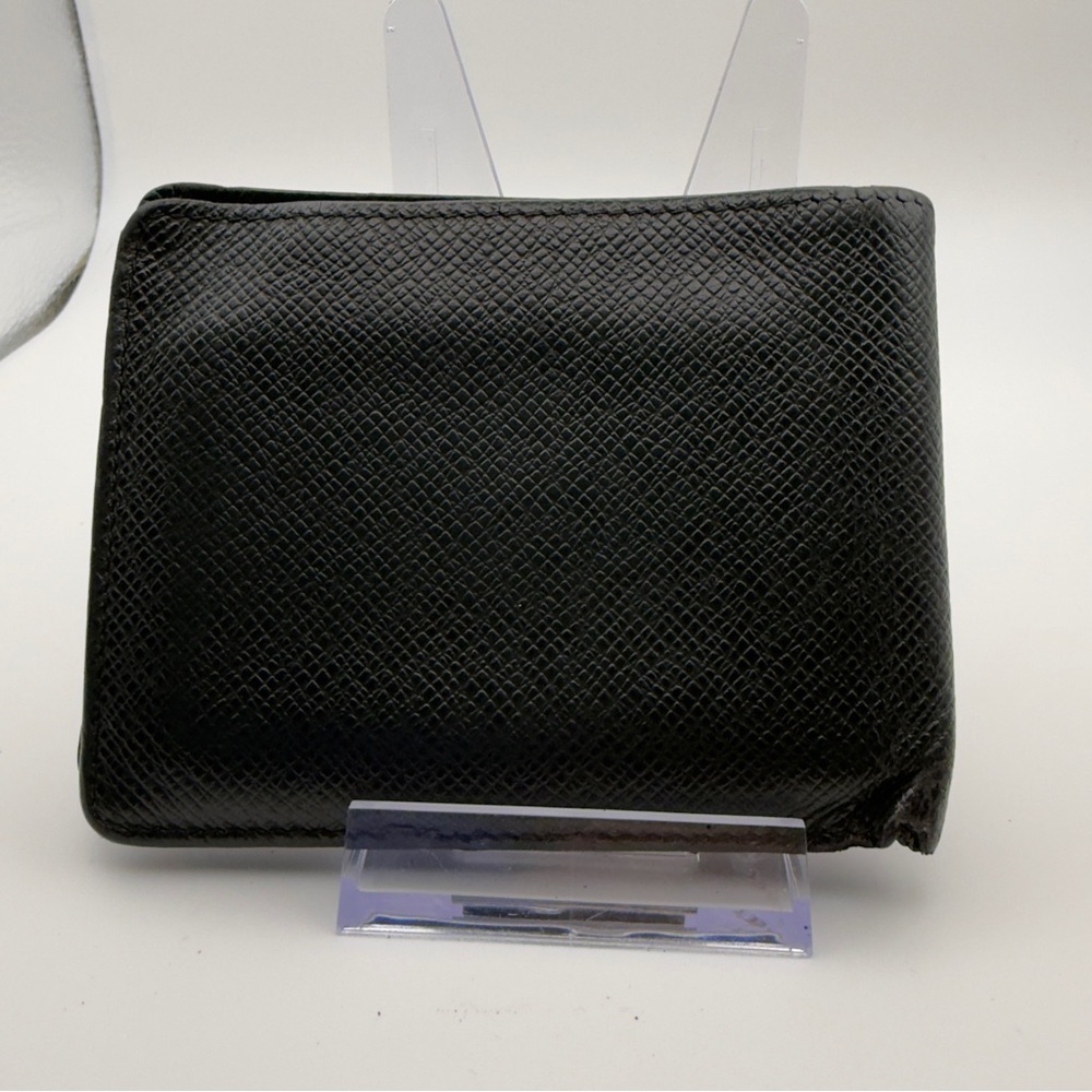 Louis Vuitton Black Taiga Leather Bifold Wallet | Men’s | Pre-Owned | - Picture 2 of 7